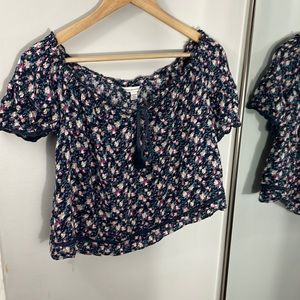 American Eagle Outfitters Floral Top
